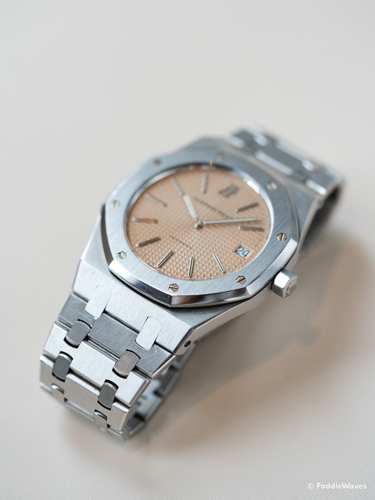 Side view of Audemars Piguet Royal Oak ref.14802ST ,SalmonDial