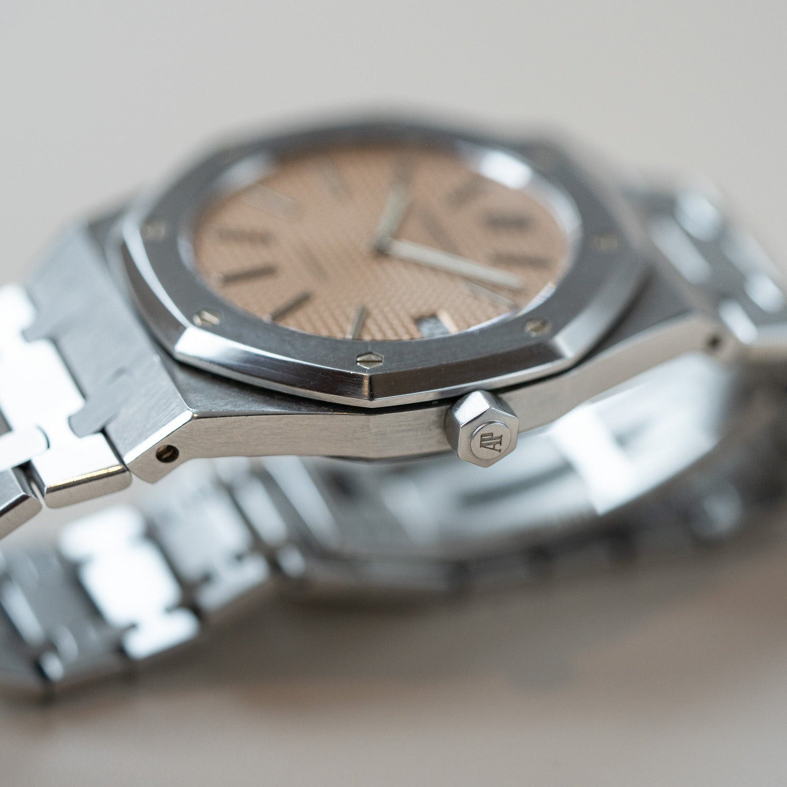 Crown of Audemars Piguet Royal Oak ref.14802ST ,SalmonDial