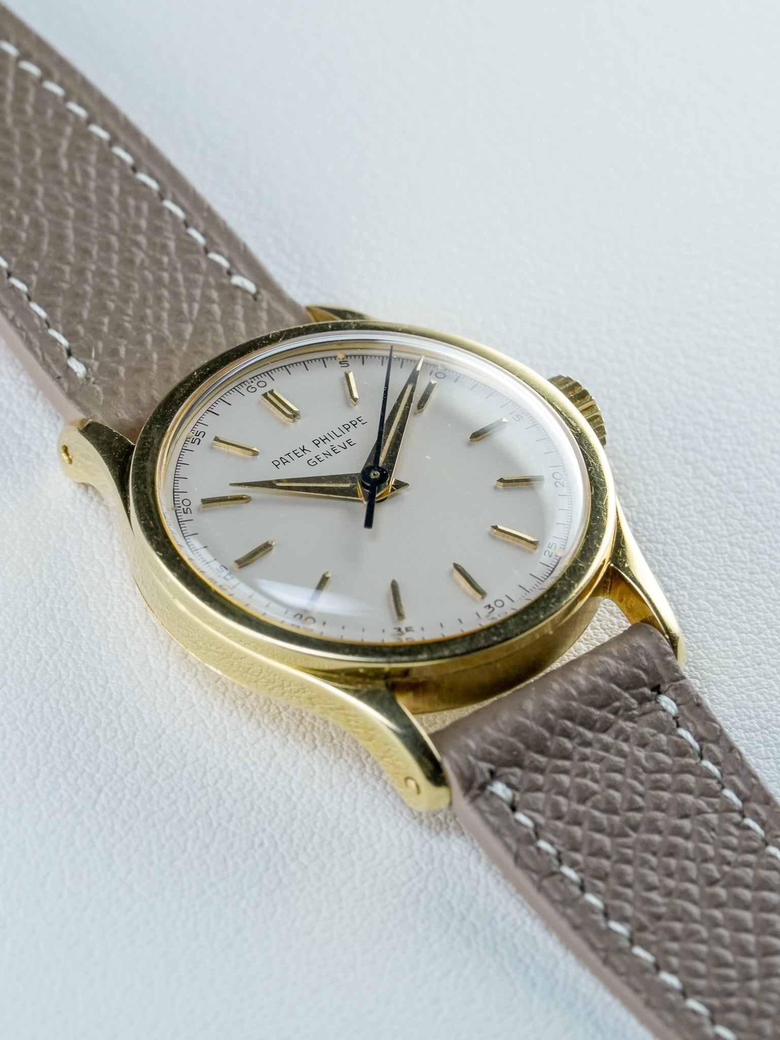 Detail of Patek Philippe ref.2457 in Yellow Gold