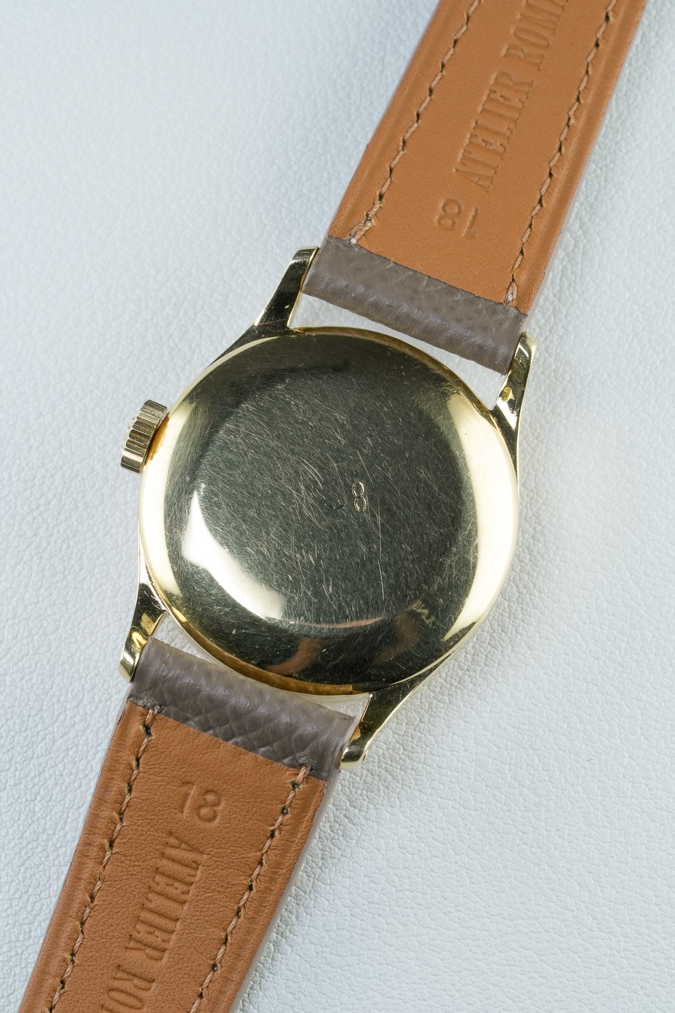 Case back of Patek Philippe ref.2457 in Yellow Gold