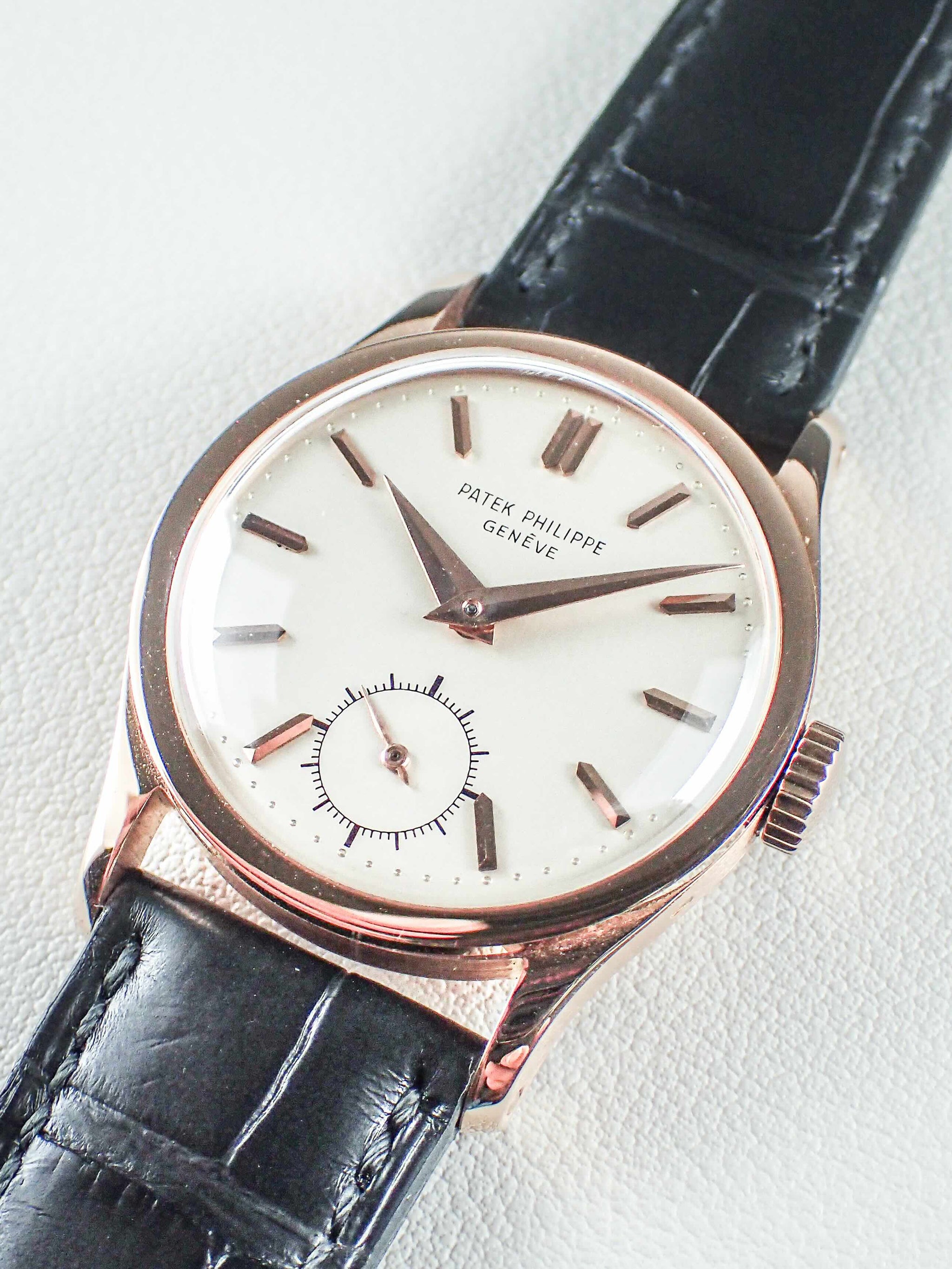 Crown of Patek Philippe Calatrava ref.96 in Rose Gold