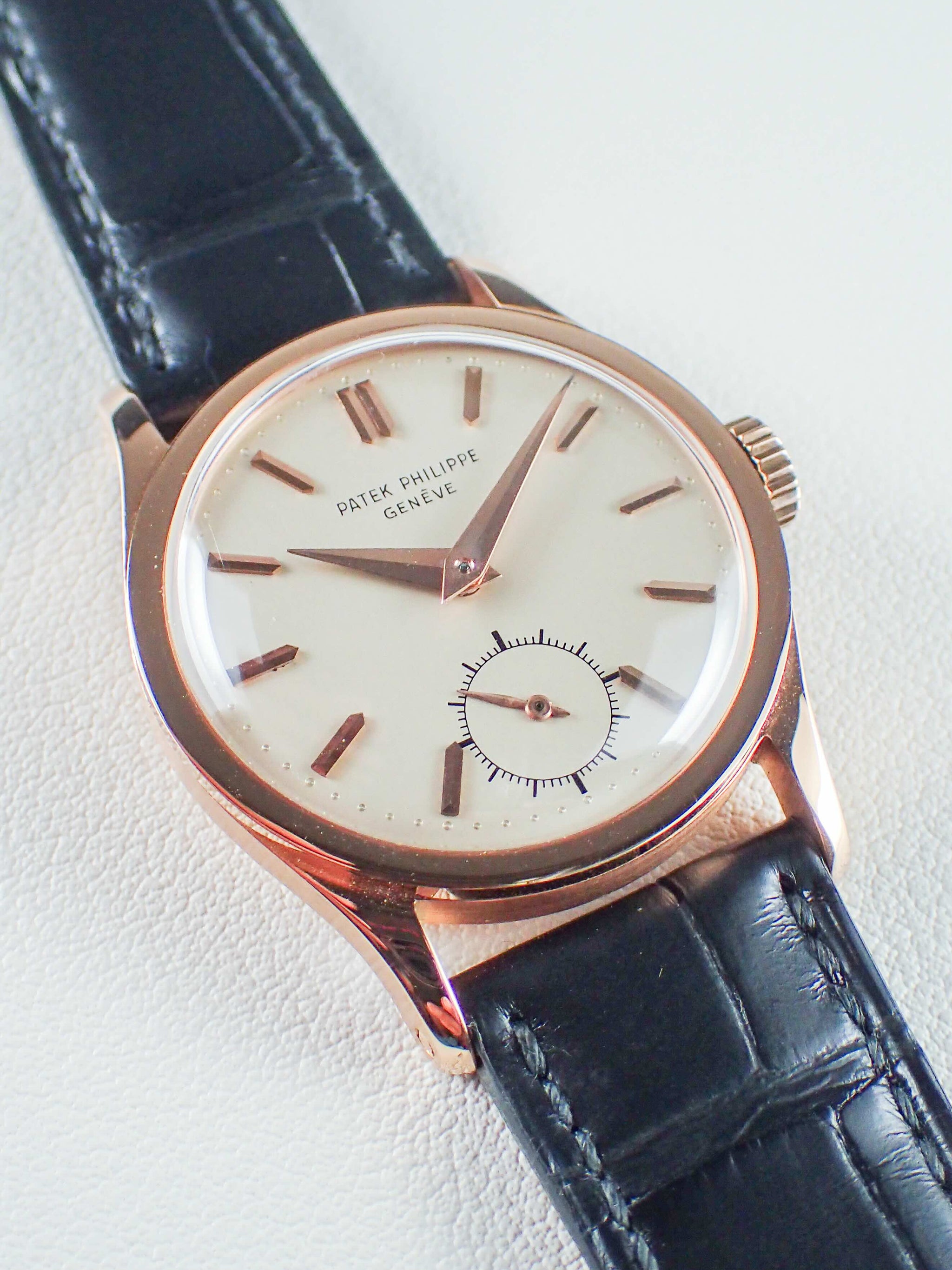 Detail of Patek Philippe Calatrava ref.96 in Rose Gold
