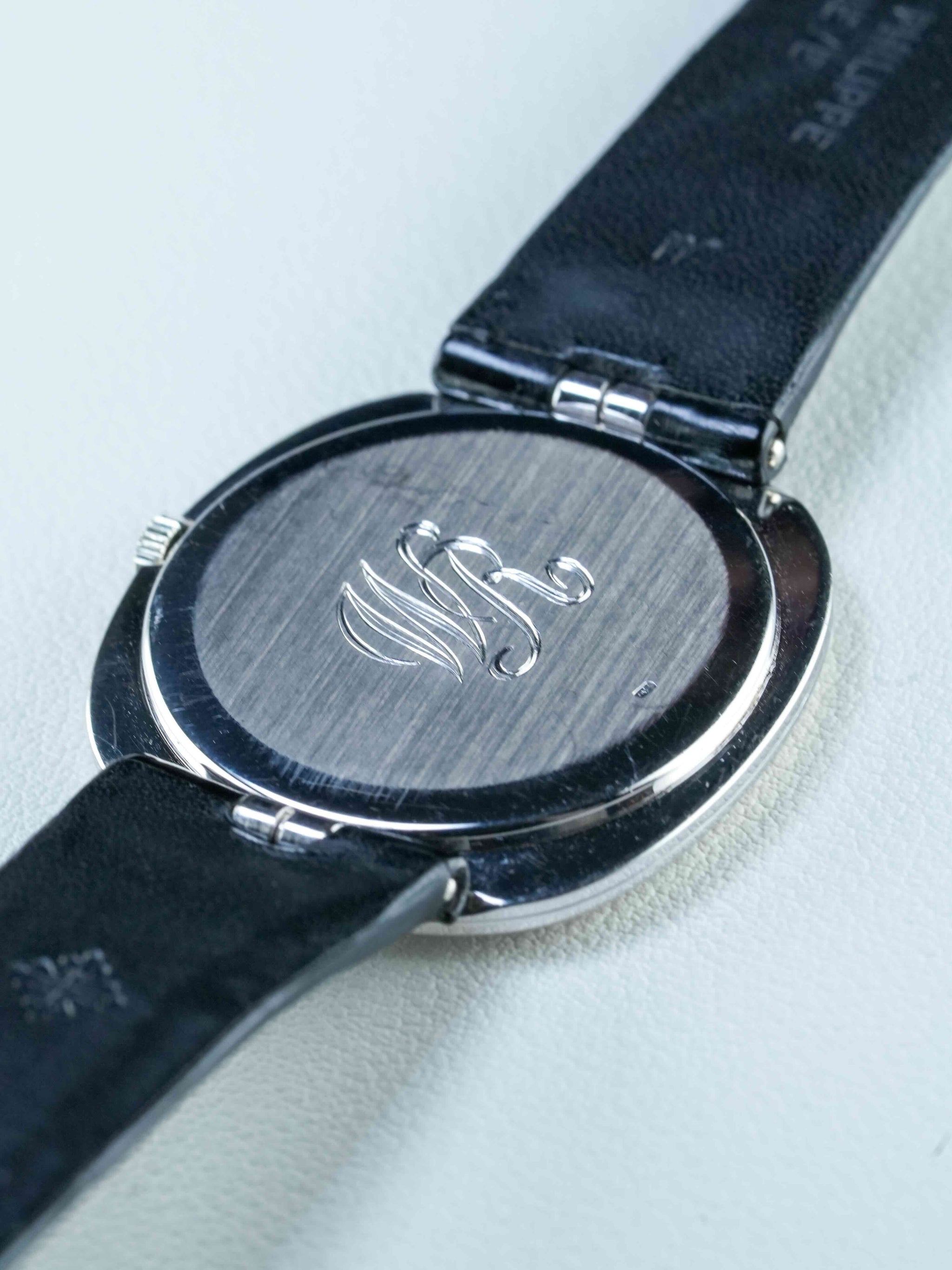 Case back of Patek Philippe Ellipse ref.3589 in White Gold