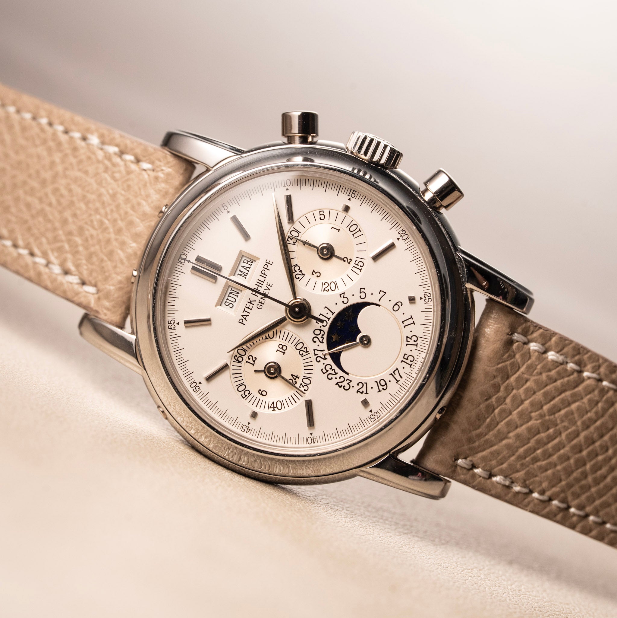 Dial of Patek Philippe 3970