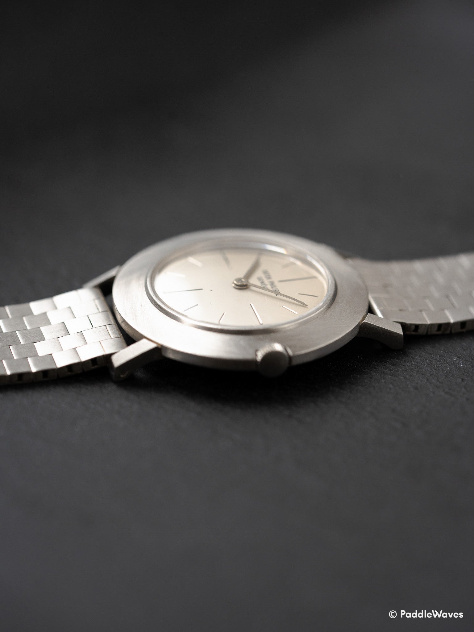 Side view of Patek Philippe ref.2594 in Platinum