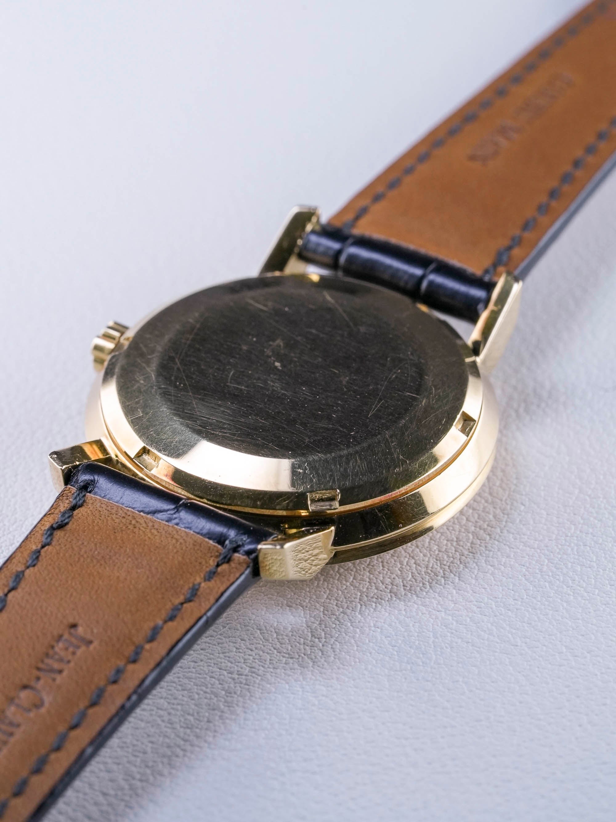 Case back of Patek Philippe 3440 champagne dial