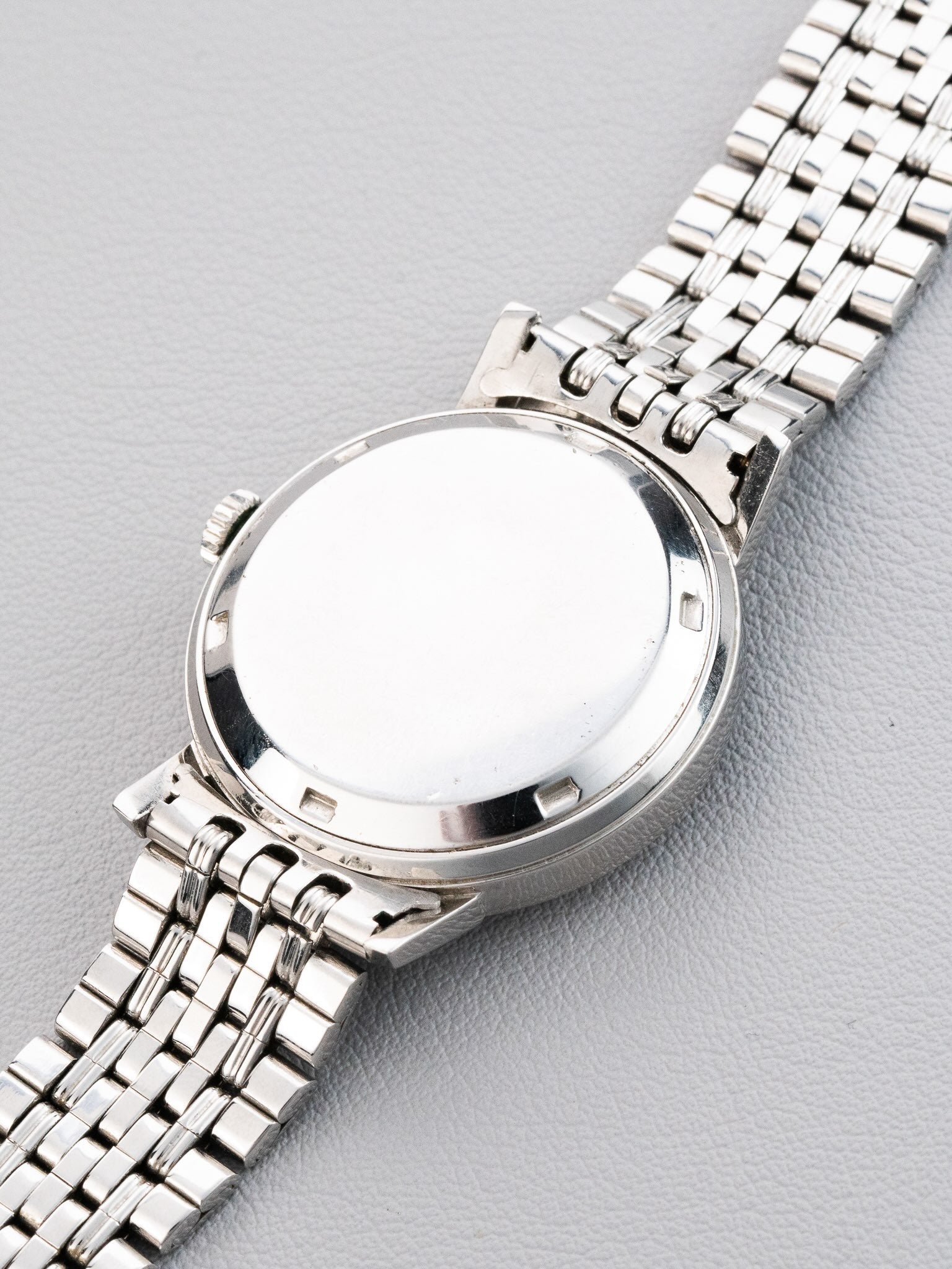 Case back of Patek Philippe ref.3417 in Stainless Steel