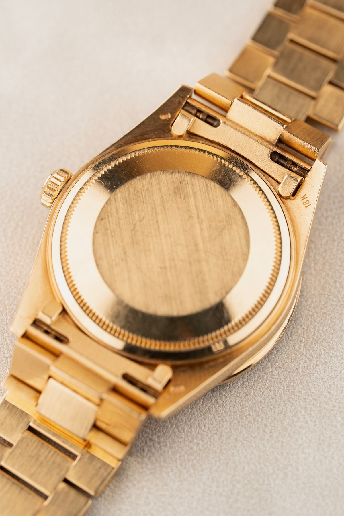Case back of Rolex_Day-Date_18168