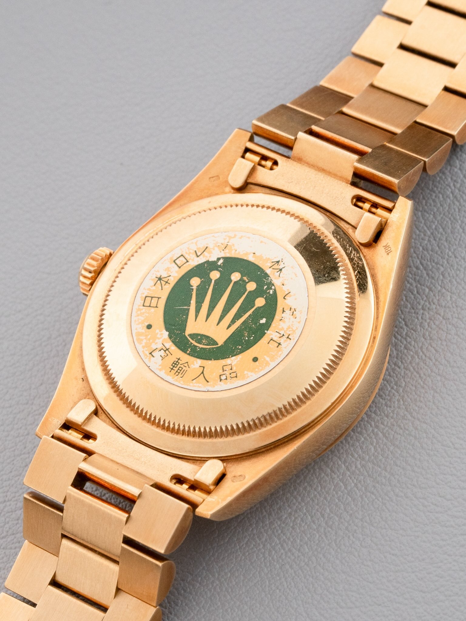Case back of Rolex Day-Date ref.18238 in Yellow Gold Coral dial