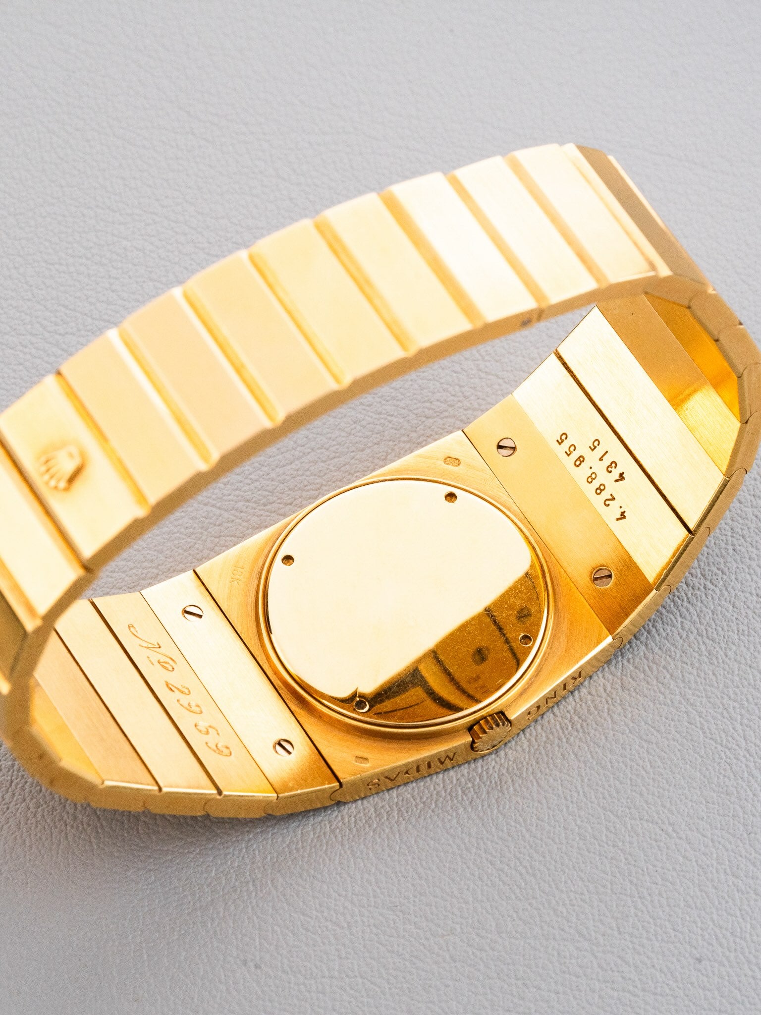 The case back of Rolex King Midas ref.4315 